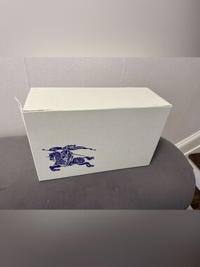 Burberry White Box with Blue Knight Emblem